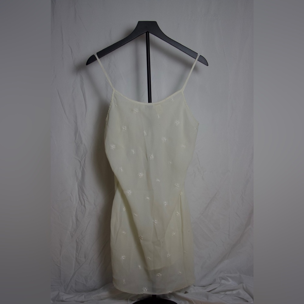 Vintage Cinema White Embroidered Floral Slip Dress Nightgown Chemise Size L